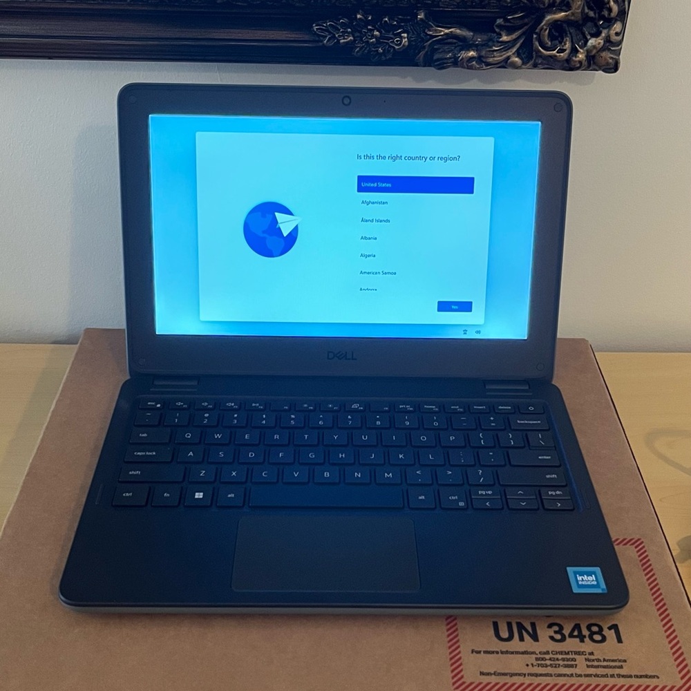 11” Dell Latitude 3140 Laptop 4GB 128GB Windows 11 Pro